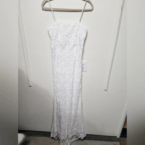 Lulus My Kind of Forever White Mesh Floral Embroidered Maxi Dress XS Wedding - Picture 7 of 14